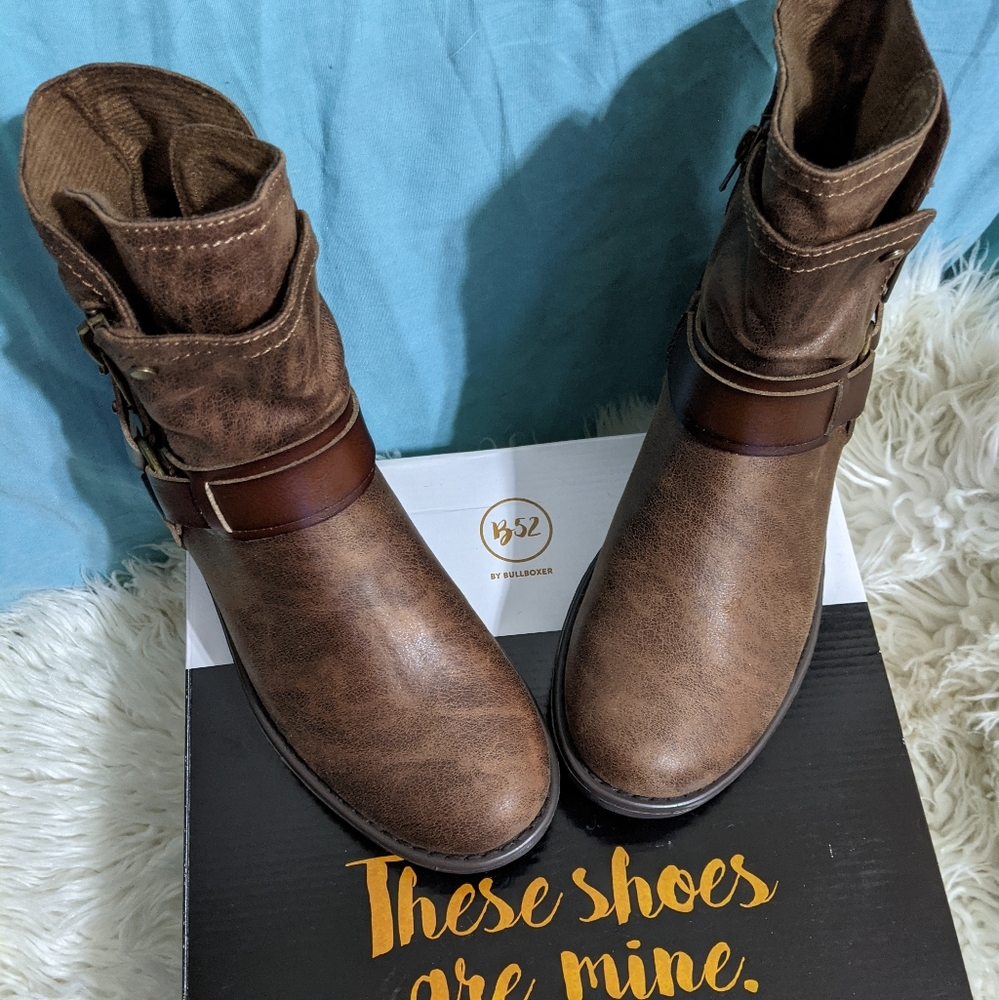 Ankle boots brown